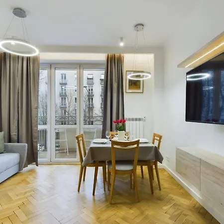 Apartament Cosy In The Capital By Renters Warszawa