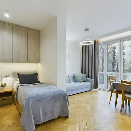 Cosy In The Capital By Renters Warszawa
