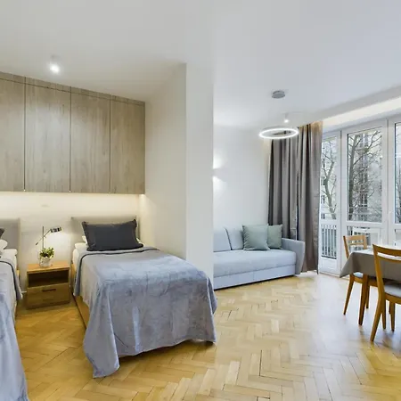 Cosy In The Capital By Renters Apartament *