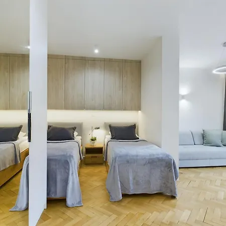 Cosy In The Capital By Renters Warsaw